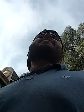 Todasmias420 online show from November 2025 10:10:02 PM