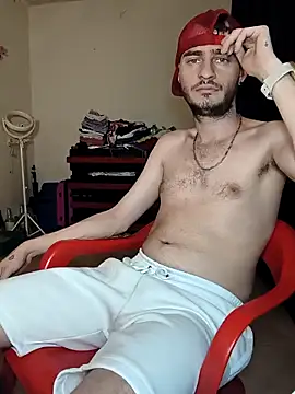 Snapshot of bigcockwhite777 chatting on November 2025 06:50:02 PM bigcockwhite777 online show from November 2025 06:50:02 PM