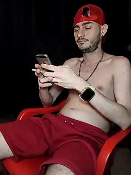 Snapshot of bigcockwhite777 chatting on December 2025 02:39:01 AM bigcockwhite777 online show from December 2025 02:39:01 AM