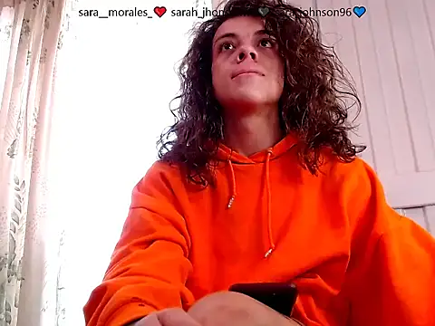 Snapshot of saara_johnson496 chatting on December 2025 11:48:01 AM saara johnson496 online show from December 2025 11:48:01 AM