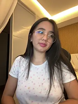 Snapshot of Michelle_Zoe chatting on March 2026 08:10:01 AM Michelle Zoe online show from March 2026 08:10:01 AM