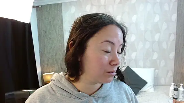 elamurray online show from December 2025 12:24:02 PM