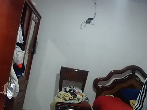 Valentina bss online show from October 2025 12:25:02 PM