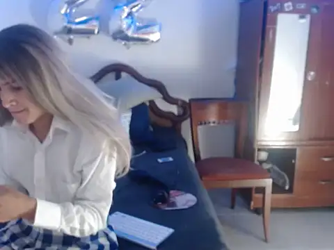 Valentina bss online show from November 2025 02:42:01 PM