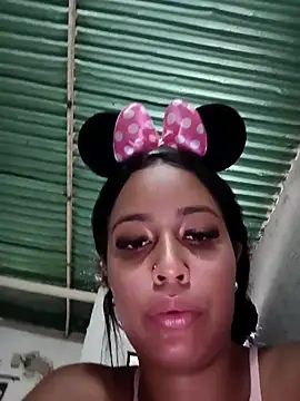 Snapshot of Fernanda30 chatting on November 2025 04:16:02 PM Fernanda30 online show from November 2025 04:16:02 PM