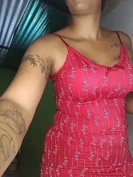 Fernanda30 online show from May 2026 10:51:01 PM