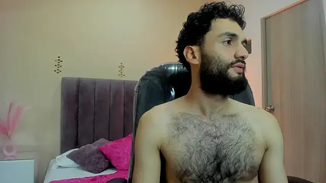 Ryan Jackson  online show from November 2025 10:48:02 PM