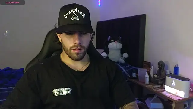 Ades Lowe online show from March 2026 05:26:02 AM