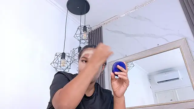 keyla mejia online show from June 2026 12:00:01 PM