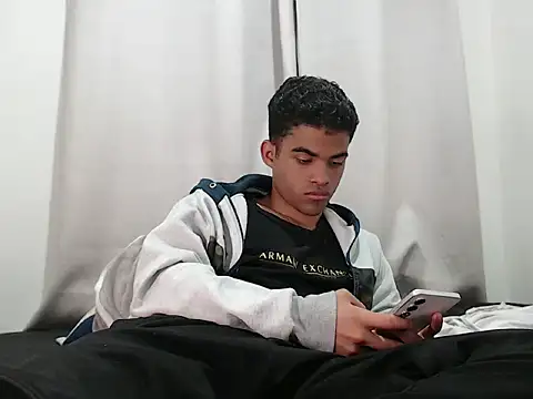 camillo beischel  online show from October 2025 07:01:02 PM