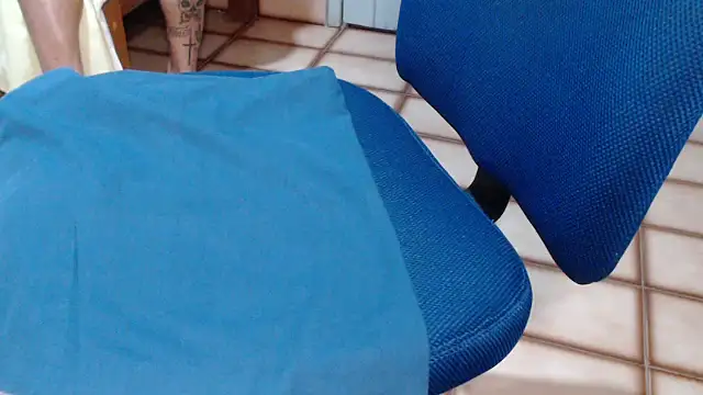 Stronggsexy online show from December 2025 10:27:02 PM