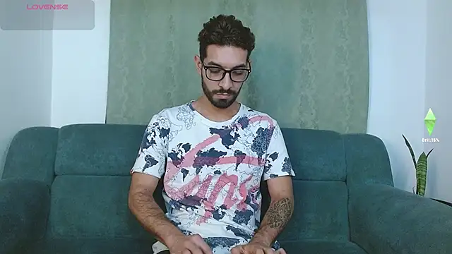 Snapshot of ReyPablo1 chatting on October 2025 10:52:02 PM ReyPablo1 online show from October 2025 10:52:02 PM