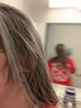 Alix Valentine online show from November 2025 12:09:01 AM