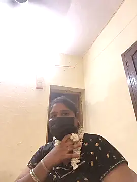 Villageanuty online show from September 2025 06:08:01 PM