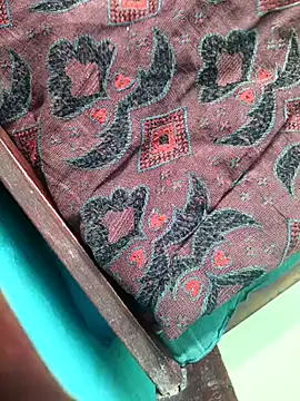 Snapshot of Villageanuty chatting on April 2026 12:39:01 PM Villageanuty online show from April 2026 12:39:01 PM