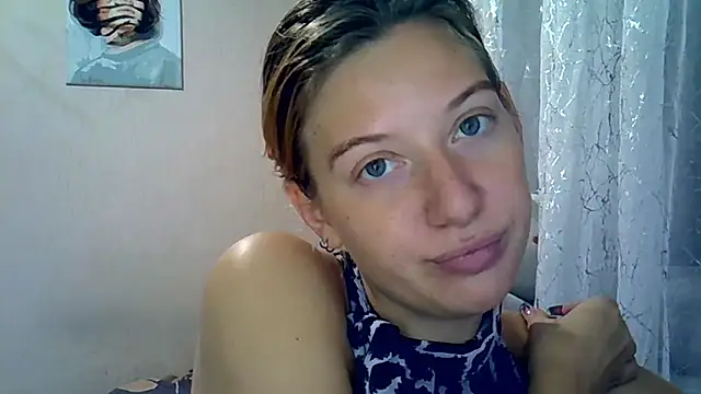 Lily Ember online show from September 2025 07:40:02 PM