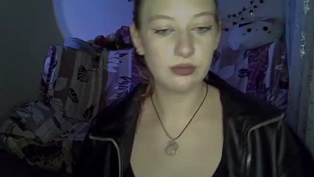 Lily Ember online show from December 2025 06:37:02 PM