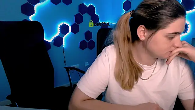 Snapshot of inga_gree chatting on November 2025 09:56:02 AM inga gree online show from November 2025 09:56:02 AM