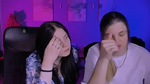 Snapshot of inga_gree chatting on April 2026 07:04:01 PM inga gree online show from April 2026 07:04:01 PM