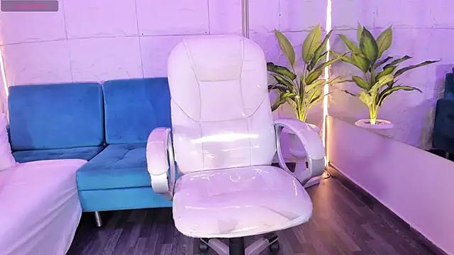 AlissonHarperr online show from October 2025 05:25:02 PM