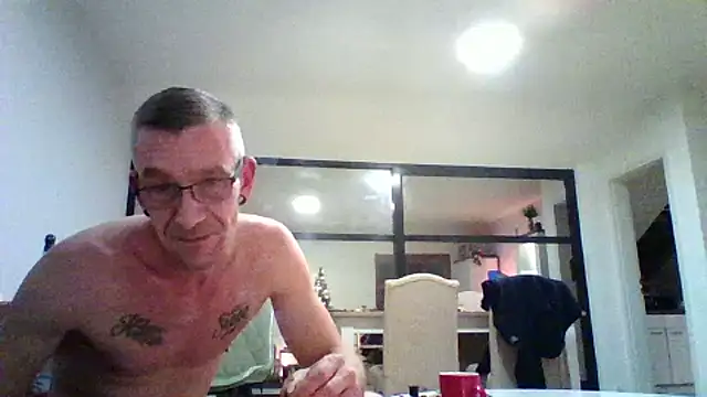 Kevinhot38 online show from December 2025 08:02:01 PM