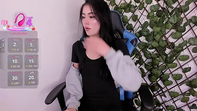 Anya Belth online show from October 2025 06:52:02 PM