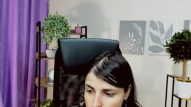 MartaEdams online show from January 2026 07:13:01 AM