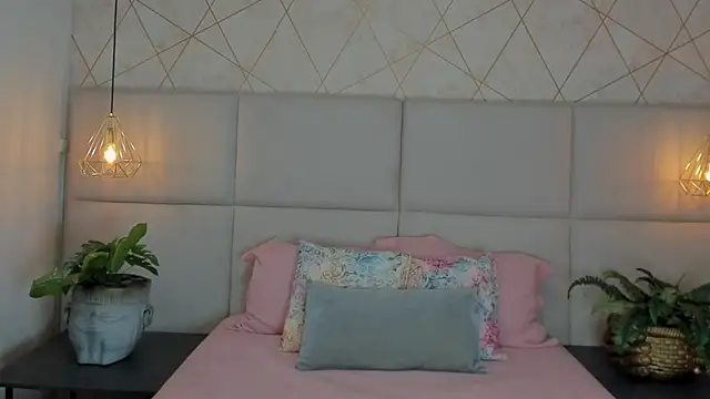 SamayRyann online show from April 2026 01:37:02 PM