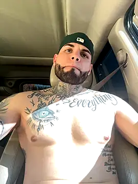 Snapshot of crazybarber69 chatting on November 2025 08:55:01 PM crazybarber69 online show from November 2025 08:55:01 PM