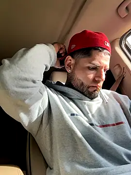 Snapshot of crazybarber69 chatting on November 2025 09:29:02 PM crazybarber69 online show from November 2025 09:29:02 PM