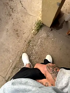 Snapshot of crazybarber69 chatting on December 2025 02:45:02 PM crazybarber69 online show from December 2025 02:45:02 PM