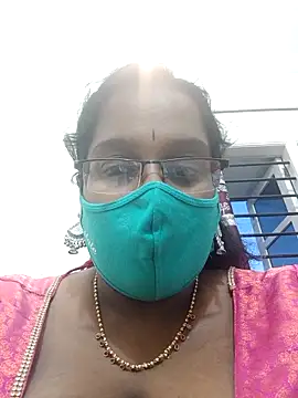 Reena-gowda online show from September 2025 01:02:01 PM