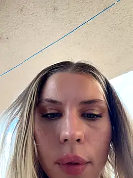 SexyMommyKate online show from October 2025 12:04:02 PM