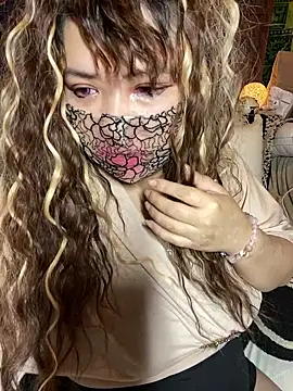 xoxLILxMELOxox online show from October 2025 04:28:01 PM