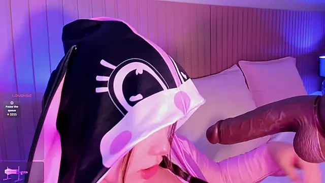 Snapshot of Amara_melodi chatting on March 2026 11:26:02 AM Amara melodi online show from March 2026 11:26:02 AM