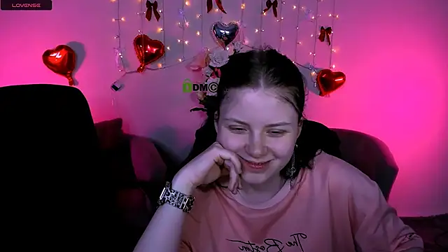 Snapshot of foxy_tease_ chatting on March 2026 03:10:02 AM foxy tease online show from March 2026 03:10:02 AM