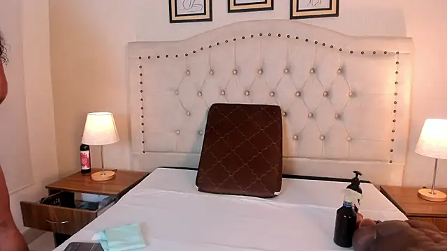 Snapshot of vivi_ruby chatting on March 2026 06:03:02 PM vivi ruby online show from March 2026 06:03:02 PM