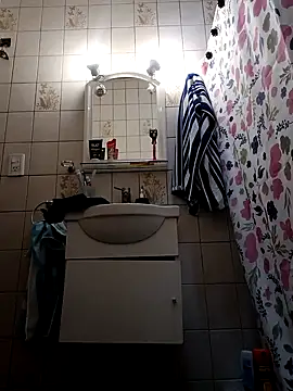 juanpa8453 online show from November 2025 07:35:01 PM