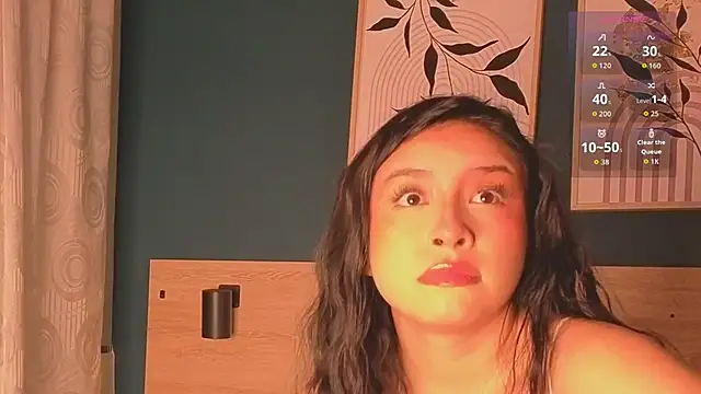 SarahMiler  online show from September 2025 11:43:02 AM