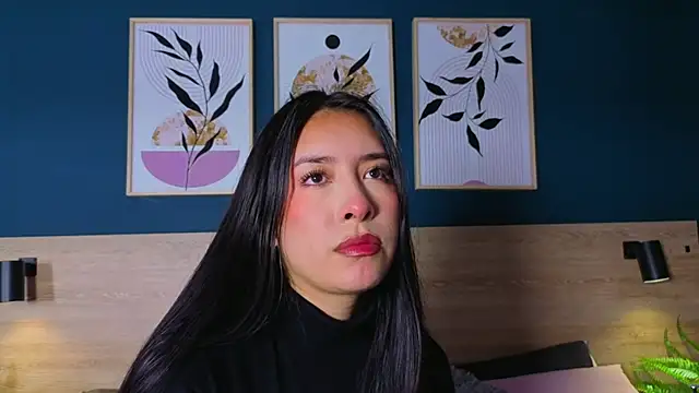 SarahMiler  online show from November 2025 07:45:02 PM