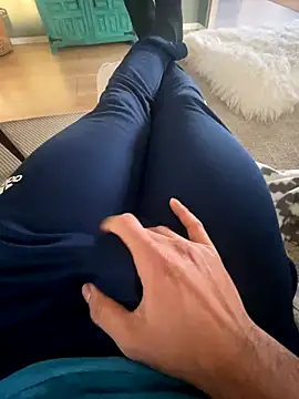 Snapshot of latina-pene chatting on December 2025 12:11:02 PM latina-pene online show from December 2025 12:11:02 PM