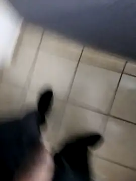 Leofj007 online show from October 2025 10:44:02 PM