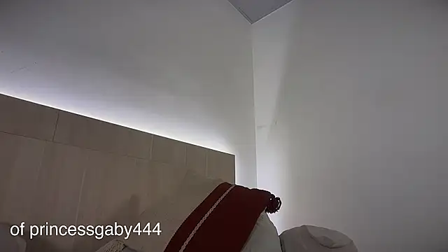 4444ngel online show from October 2025 12:42:02 AM