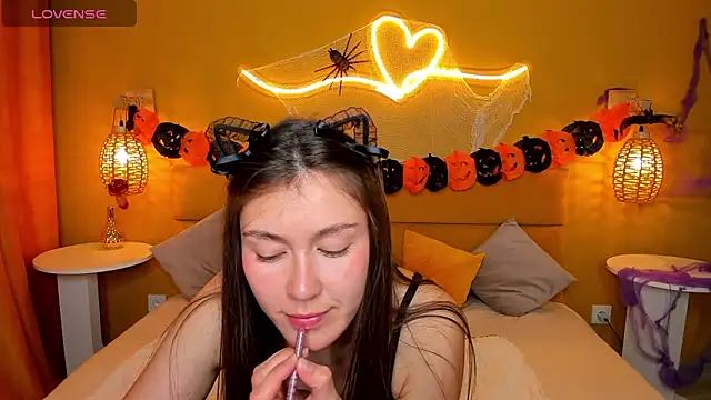 Tina Porter online show from October 2025 01:33:02 AM