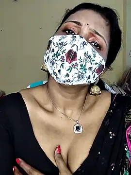 Hotty Sonali online show from December 2025 01:13:02 AM