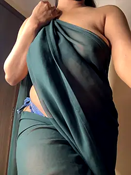 Snapshot of Cute-Sakhi chatting on October 2025 03:23:02 PM Cute-Sakhi online show from October 2025 03:23:02 PM