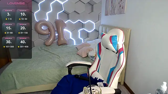 aliicemeow online show from June 2026 02:25:02 AM