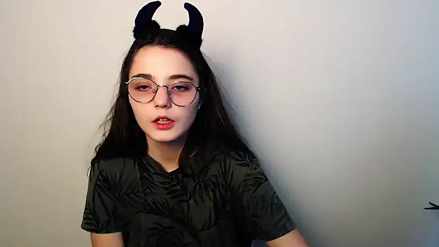 Sun Shine   online show from December 2025 07:16:02 AM