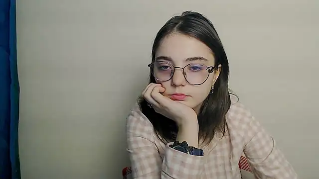 Snapshot of Sun_Shine__ chatting on March 2026 04:10:02 PM Sun Shine online show from March 2026 04:10:02 PM