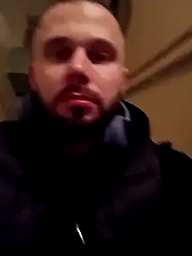 Snapshot of Barber33zk chatting on March 2026 10:17:03 PM Barber33zk online show from March 2026 10:17:03 PM